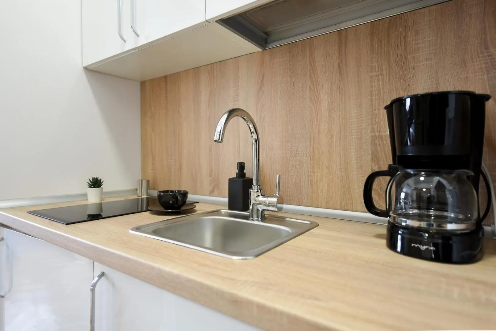 City Center Getaway - Cozy Accommodation For Your Perfect Stay Bucharest 0*,