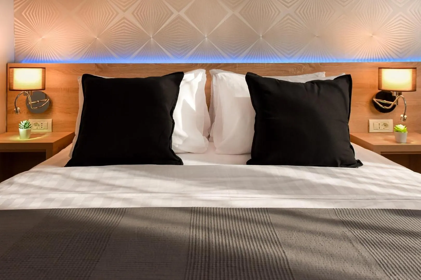 City Center Getaway - Cozy Accommodation For Your Perfect Stay Bucharest 0*,  Romania