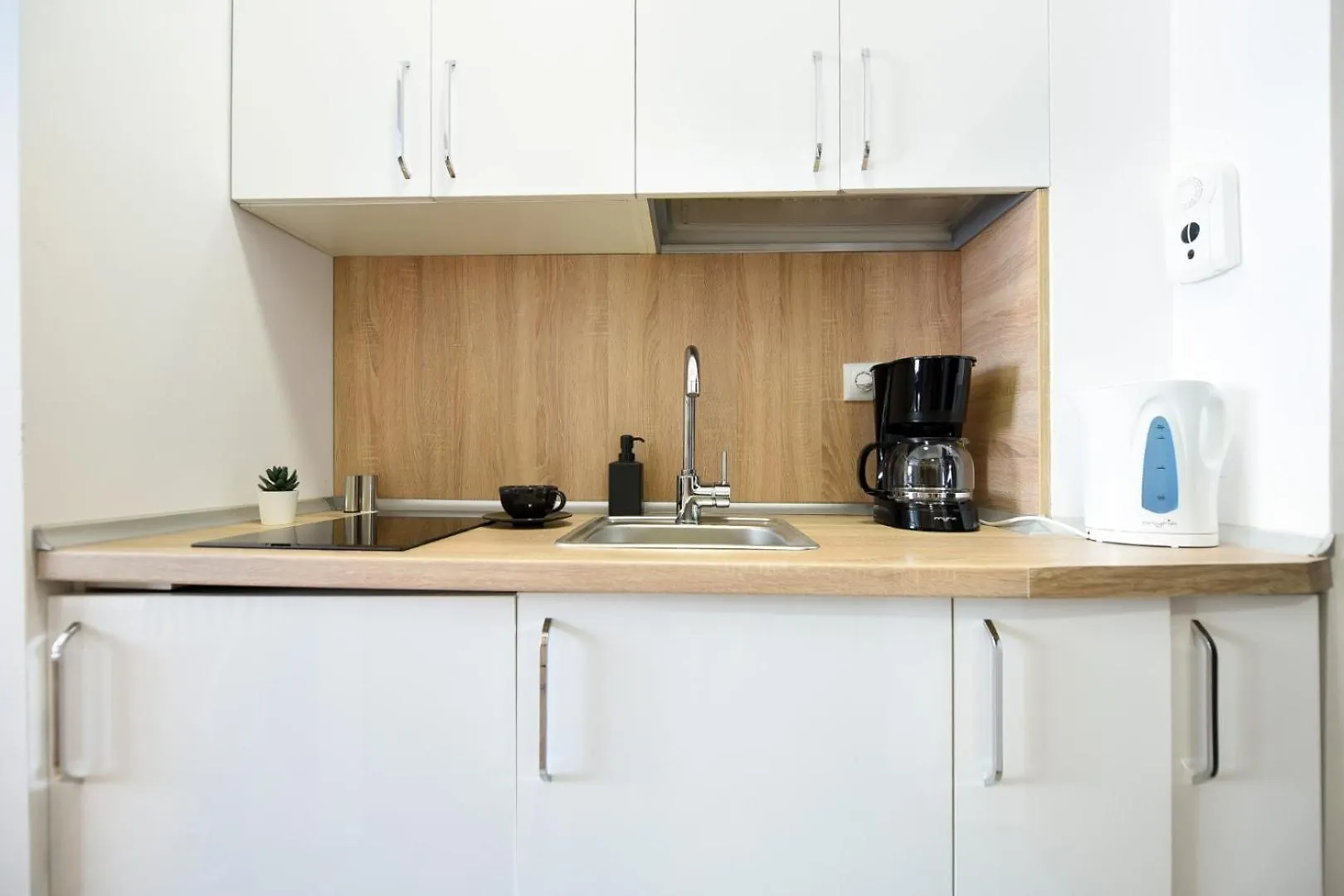 City Center Getaway - Cozy Accommodation For Your Perfect Stay Bucharest Apartment
