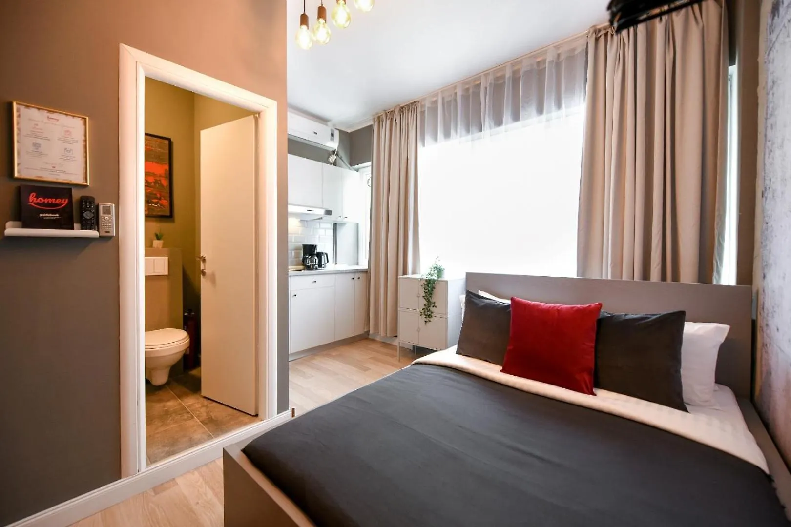 City Center Getaway - Cozy Accommodation For Your Perfect Stay Bucharest 0*,  Romania