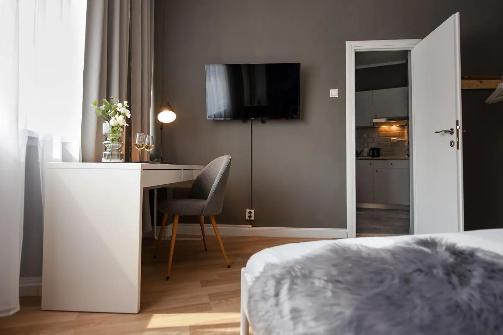Apartment City Center Getaway - Cozy Accommodation For Your Perfect Stay Bucharest Romania